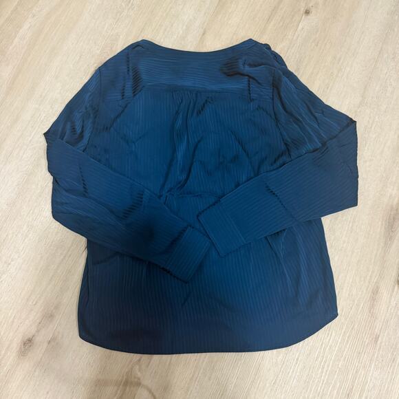 NWT J. Crew Shadow Striped Long Sleeve Popover Placket Blouse Blue Medium - Picture 3 of 5